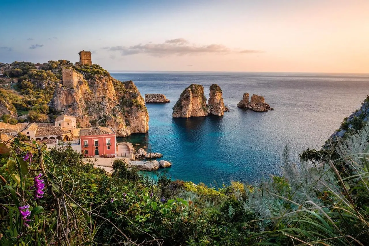 Panoramic Apartment Balestrate Italy